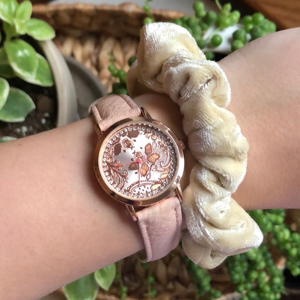 Charming Charlie Watch